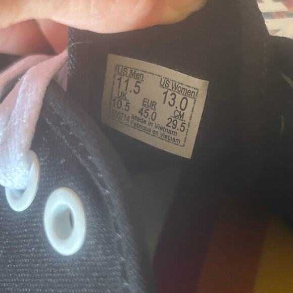 NEW Vans Womens Authentic Pride Rainbow Black Low Top Lace Up Sneaker Shoes 13 - Picture 9 of 10